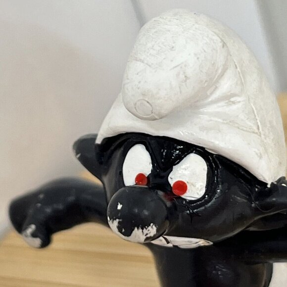 Vintage Smurfs Angry Smurf Black Teeth Figure Peyo Figurine red eye 20007 - Picture 3 of 10